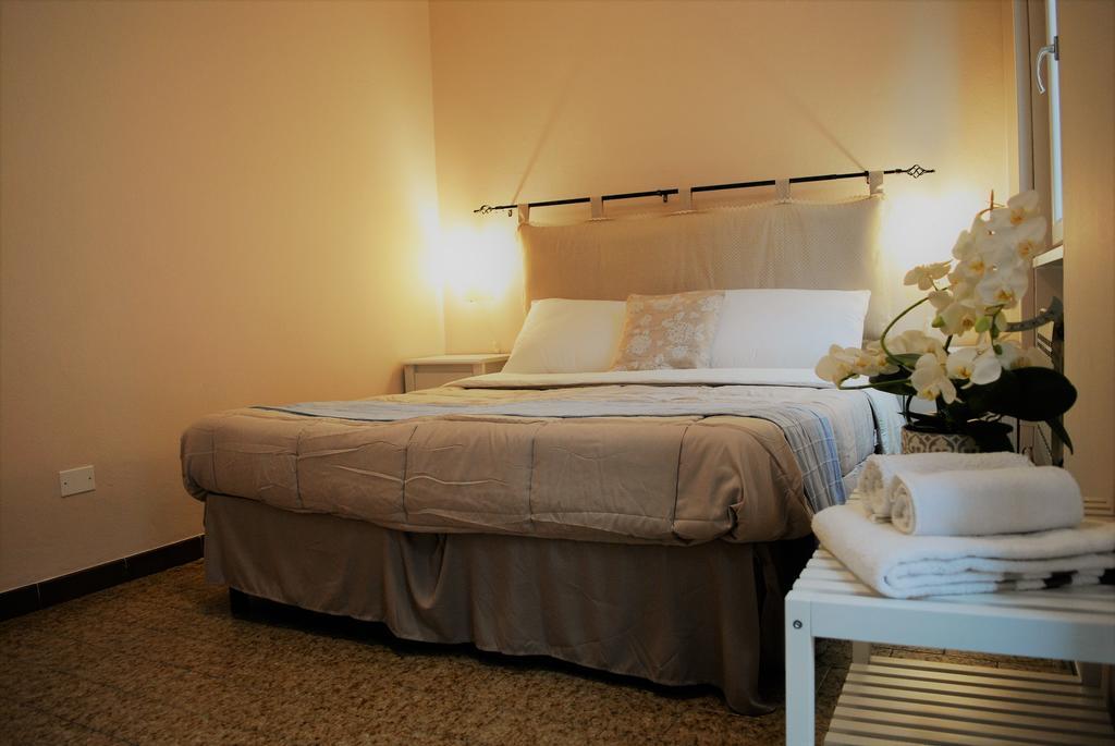 Appartamenti Del Borgo Garda  Exterior foto