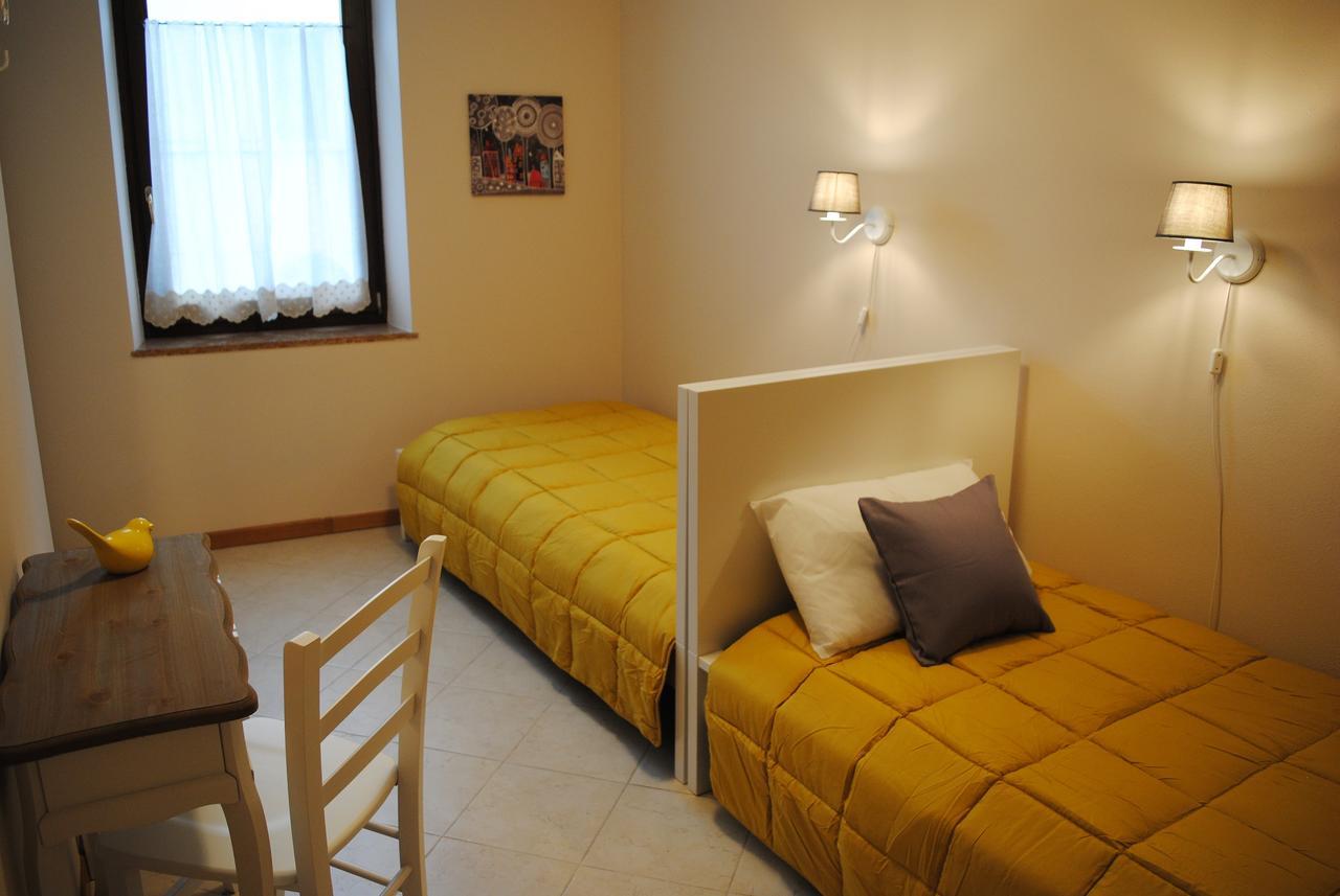 Appartamenti Del Borgo Garda  Exterior foto